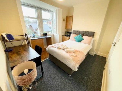 View Full Details for Bear Road, Room 3, Brighton