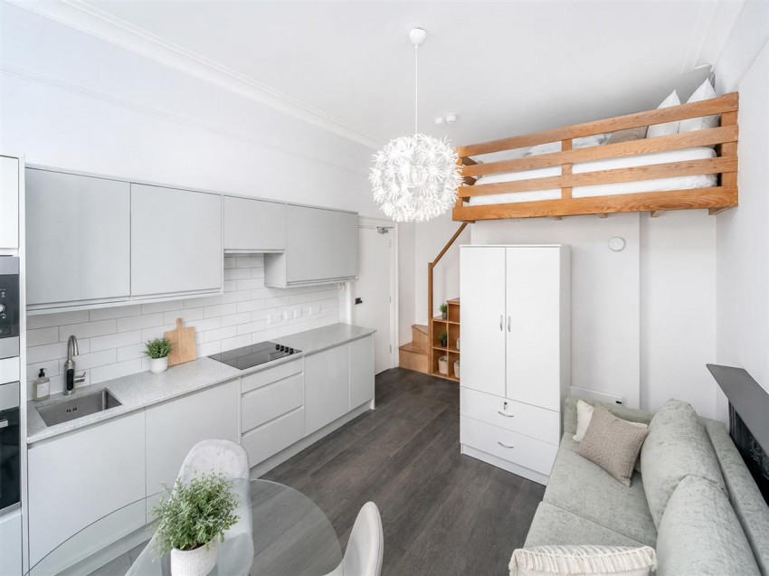 Images for Oriental Place, Flat 3, Brighton