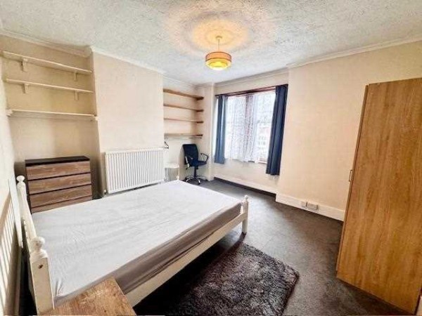 Buller Road, Room 3, Brighton