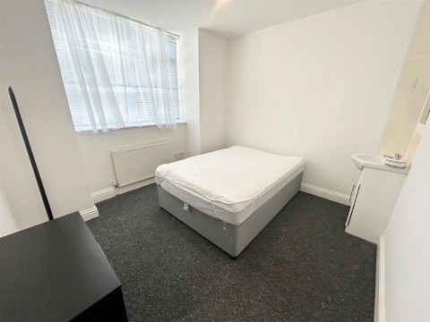 View Full Details for Bristol Street, Room 1, Brighton
