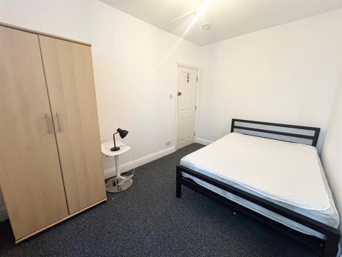 View Full Details for Bristol Street, Room 2, Brighton