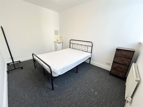View Full Details for Bristol Street, Room 4, Brighton